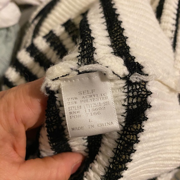 Striped Lush sweater - Picture 4 of 4